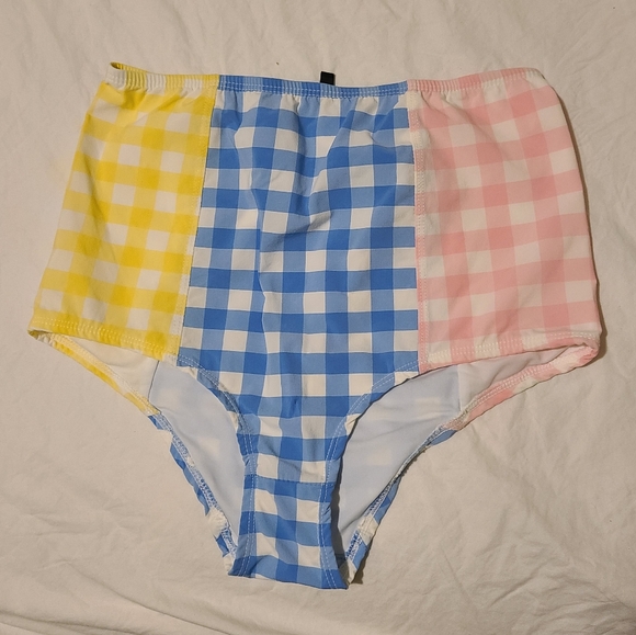 j crew • gingham ruffle bikini - Picture 8 of 12